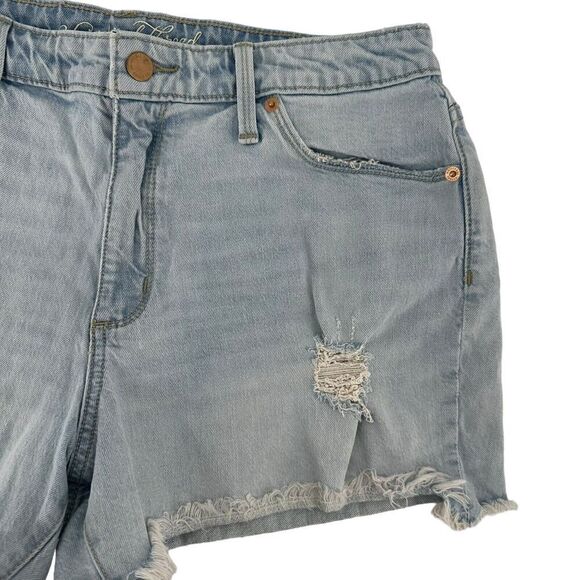 Universal Thread High Rise Shortie Blue Jean Shorts Light Wash Size 12 31 Waist - Picture 3 of 7
